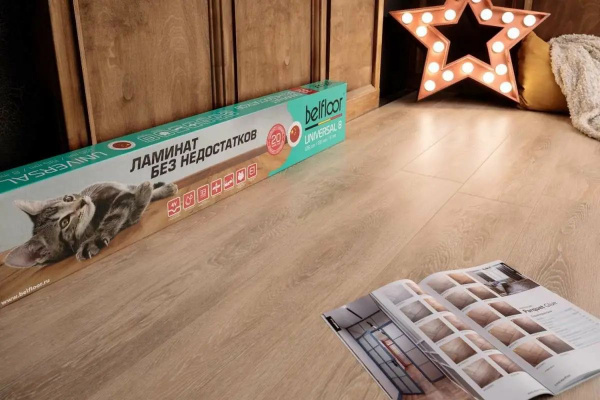 Ламинат Belfloor Universal BF86-7494-UN Дуб 33 класс 8 мм